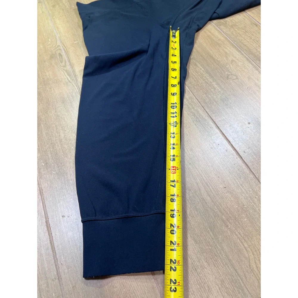 Lululemon Align Jogger Crop 23 Navy Blue High Rise Nulu Yoga Pants Size 8 - Picture 3 of 8